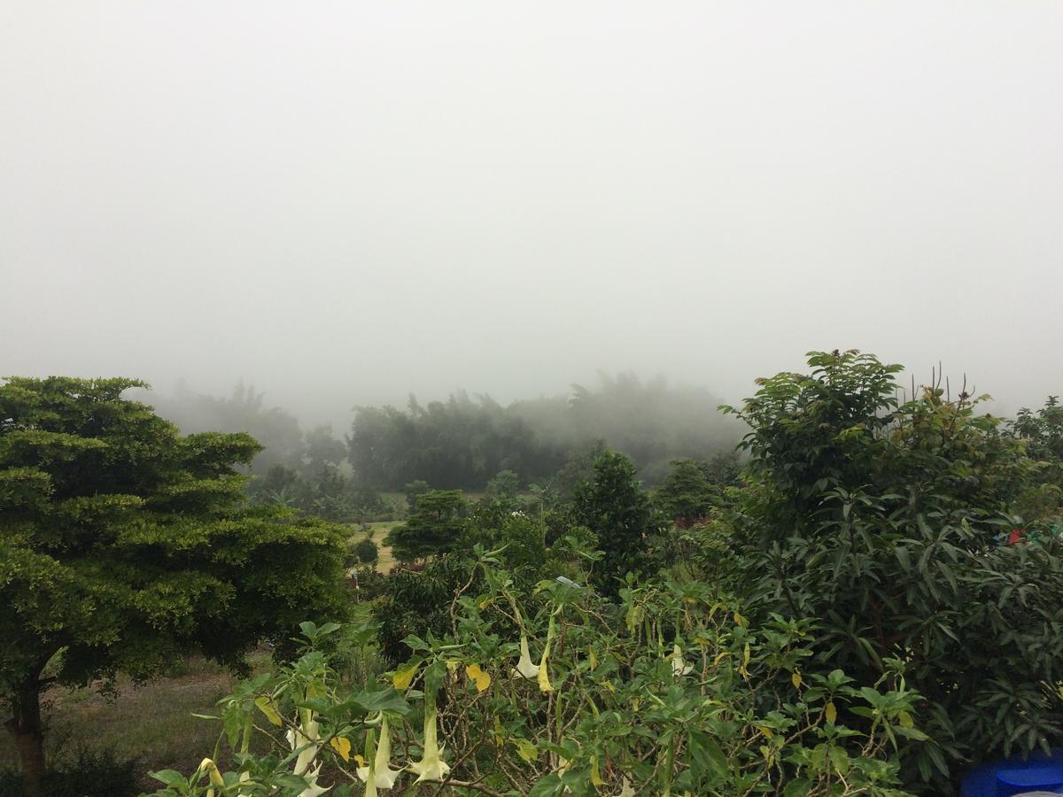 英达花园山度假村 碧差汶 外观 照片