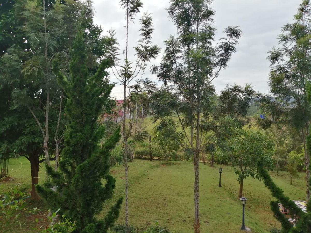 英达花园山度假村 碧差汶 外观 照片
