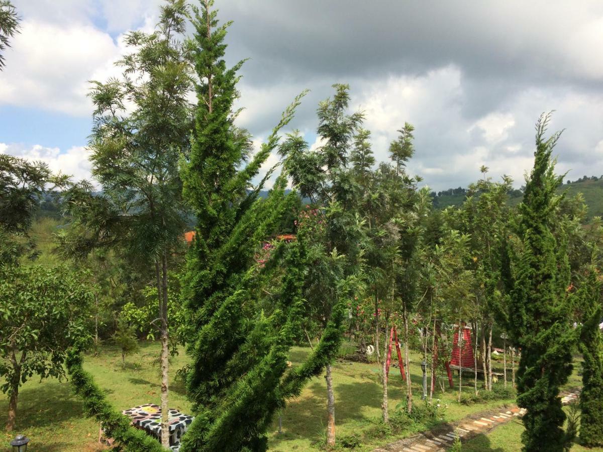英达花园山度假村 碧差汶 外观 照片
